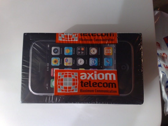 iPhone 3GS delivered by du